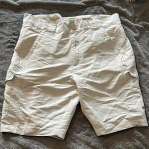 Men's Classic White Cargo Shorts 36w